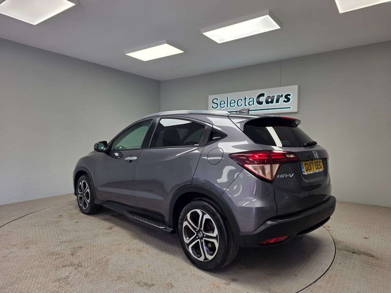 A 2017 HONDA HR-V 1.6 i-DTEC EX SUV 5dr Diesel Manual Euro 6 (s/s) (120 ps) A 2017 HONDA HR-V 1.6 i-DTEC EX SUV 5dr Diesel Manual Euro 6 (s/s) (120 ps)