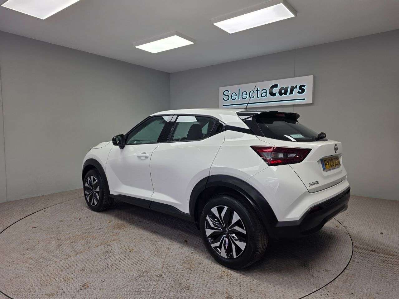 A 2023 NISSAN JUKE 1.0 DIG-T Acenta SUV 5dr Petrol Manual Euro 6 (s/s) (114 ps) A 2023 NISSAN JUKE 1.0 DIG-T Acenta SUV 5dr Petrol Manual Euro 6 (s/s) (114 ps)