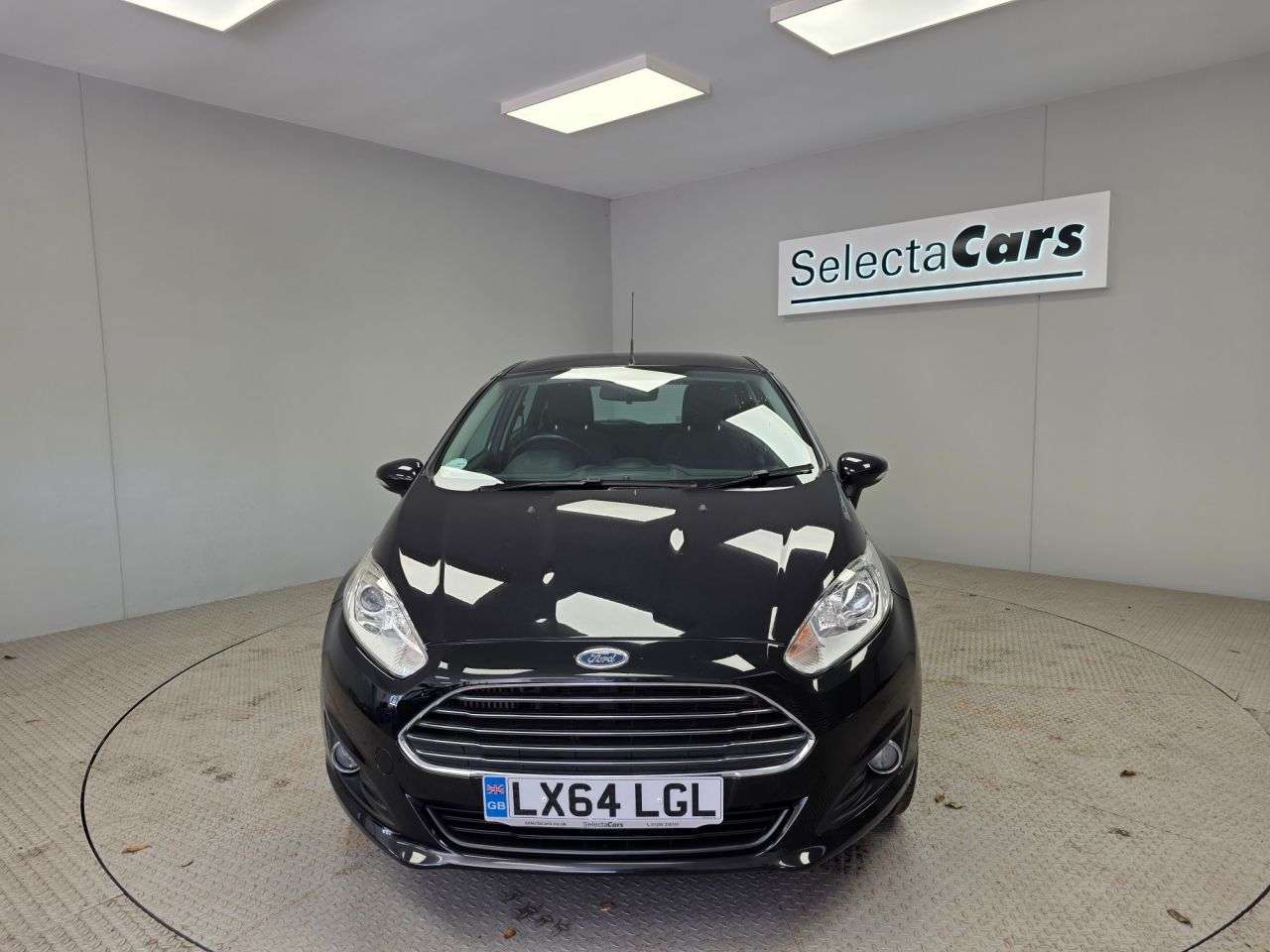 A 2014 FORD FIESTA 1.0T EcoBoost Zetec Hatchback 5dr Petrol Powershift Euro 5 (100 ps) A 2014 FORD FIESTA 1.0T EcoBoost Zetec Hatchback 5dr Petrol Powershift Euro 5 (100 ps)