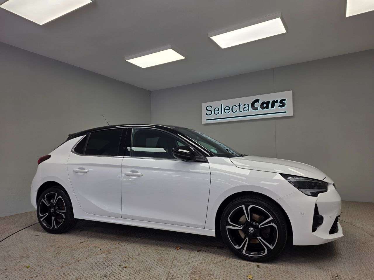 A 2023 VAUXHALL CORSA 1.2 Turbo Ultimate Hatchback 5dr Petrol Manual Euro 6 (s/s) (100 ps) A 2023 VAUXHALL CORSA 1.2 Turbo Ultimate Hatchback 5dr Petrol Manual Euro 6 (s/s) (100 ps)