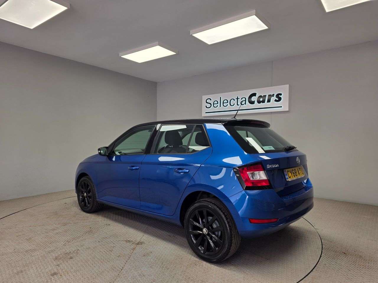 A 2018 SKODA FABIA 1.0 Colour Edition Hatchback 5dr Petrol Manual Euro 6 (s/s) (75 ps) A 2018 SKODA FABIA 1.0 Colour Edition Hatchback 5dr Petrol Manual Euro 6 (s/s) (75 ps)