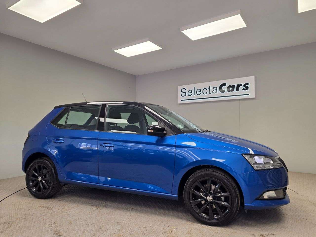 A 2018 SKODA FABIA 1.0 Colour Edition Hatchback 5dr Petrol Manual Euro 6 (s/s) (75 ps) A 2018 SKODA FABIA 1.0 Colour Edition Hatchback 5dr Petrol Manual Euro 6 (s/s) (75 ps)