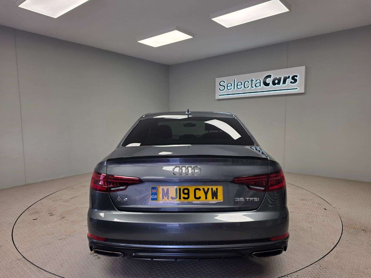 2019 AUDI A4 2019 AUDI A4