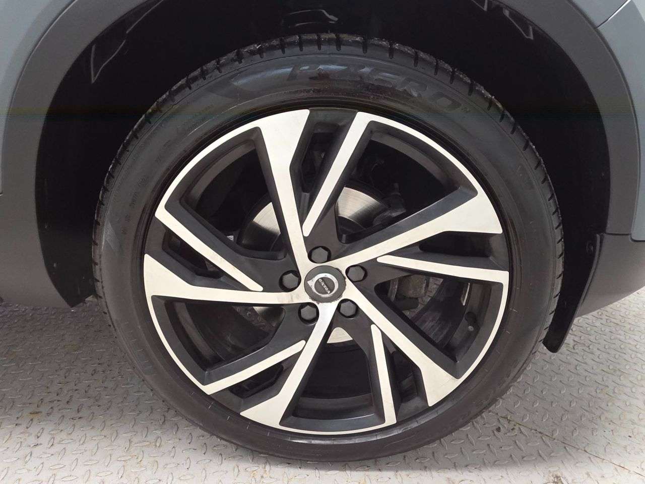 2022 VOLVO XC40 2022 VOLVO XC40