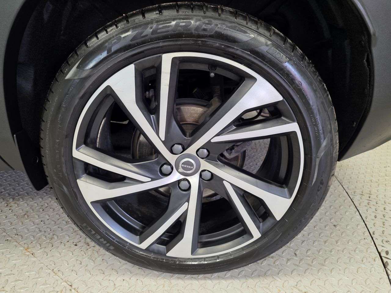 2022 VOLVO XC40 2022 VOLVO XC40