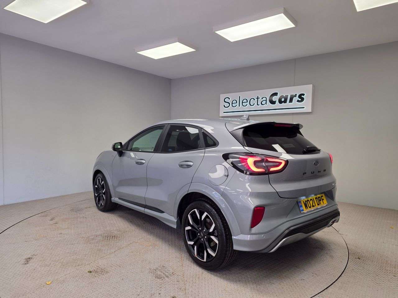 A 2021 FORD PUMA 1.0T EcoBoost MHEV ST-Line X SUV 5dr Petrol Manual Euro 6 (s/s) (155 ps) A 2021 FORD PUMA 1.0T EcoBoost MHEV ST-Line X SUV 5dr Petrol Manual Euro 6 (s/s) (155 ps)