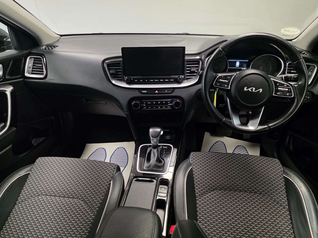 2023 KIA CEED 2023 KIA CEED