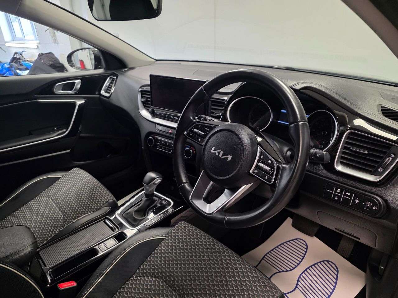 2023 KIA CEED 2023 KIA CEED