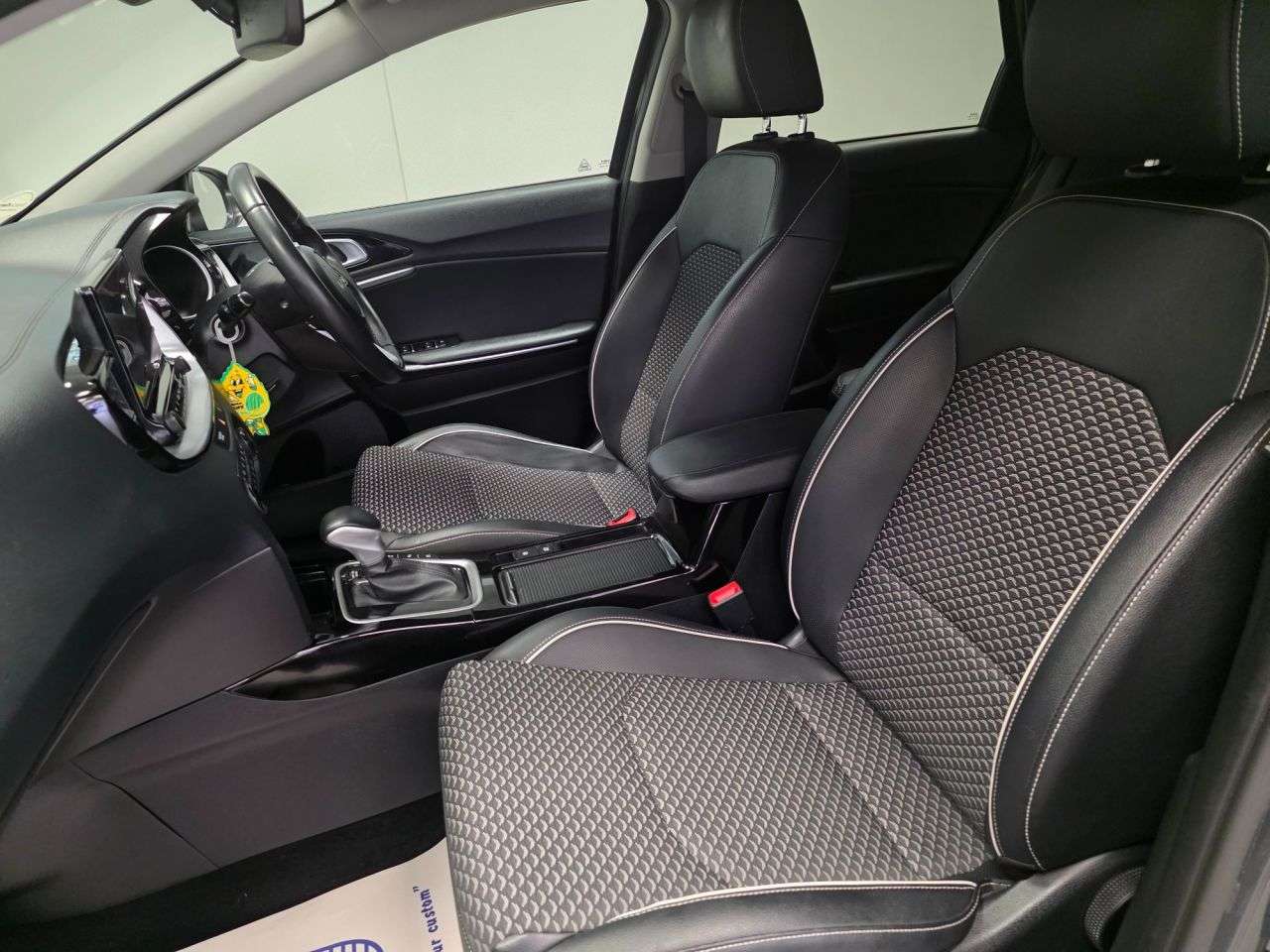 2023 KIA CEED 2023 KIA CEED