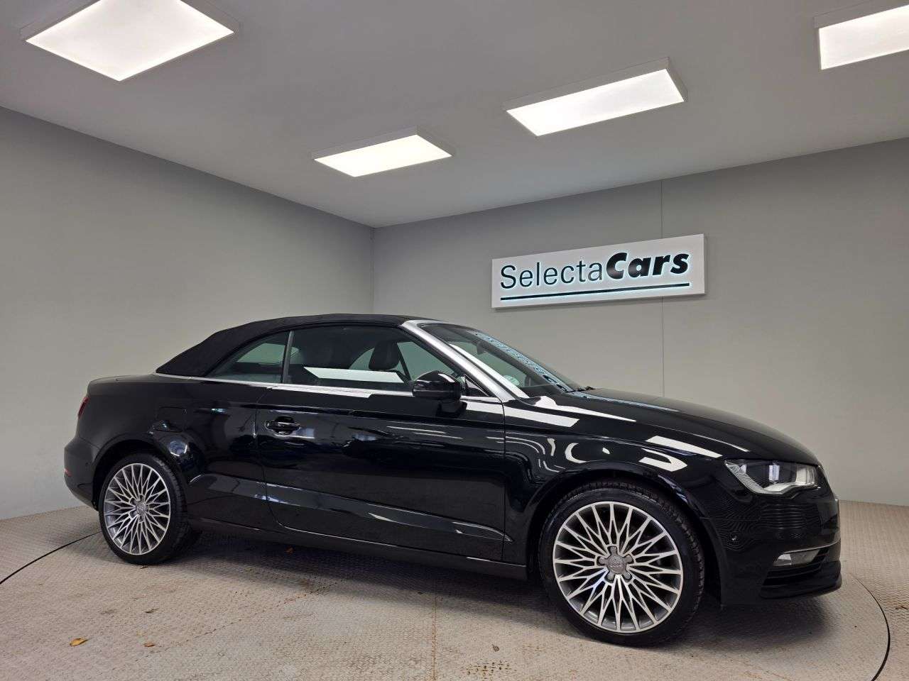 A 2015 AUDI A3 CABRIOLET 1.8 TFSI Sport Convertible 2dr Petrol S Tronic quattro Euro 6 (s/s) (180 ps A 2015 AUDI A3 CABRIOLET 1.8 TFSI Sport Convertible 2dr Petrol S Tronic quattro Euro 6 (s/s) (180 ps