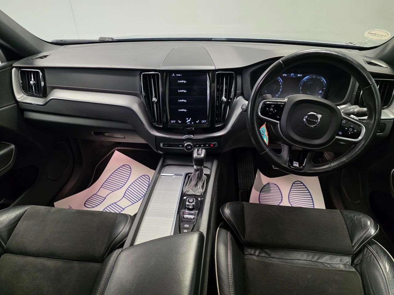 2017 VOLVO XC60 2017 VOLVO XC60