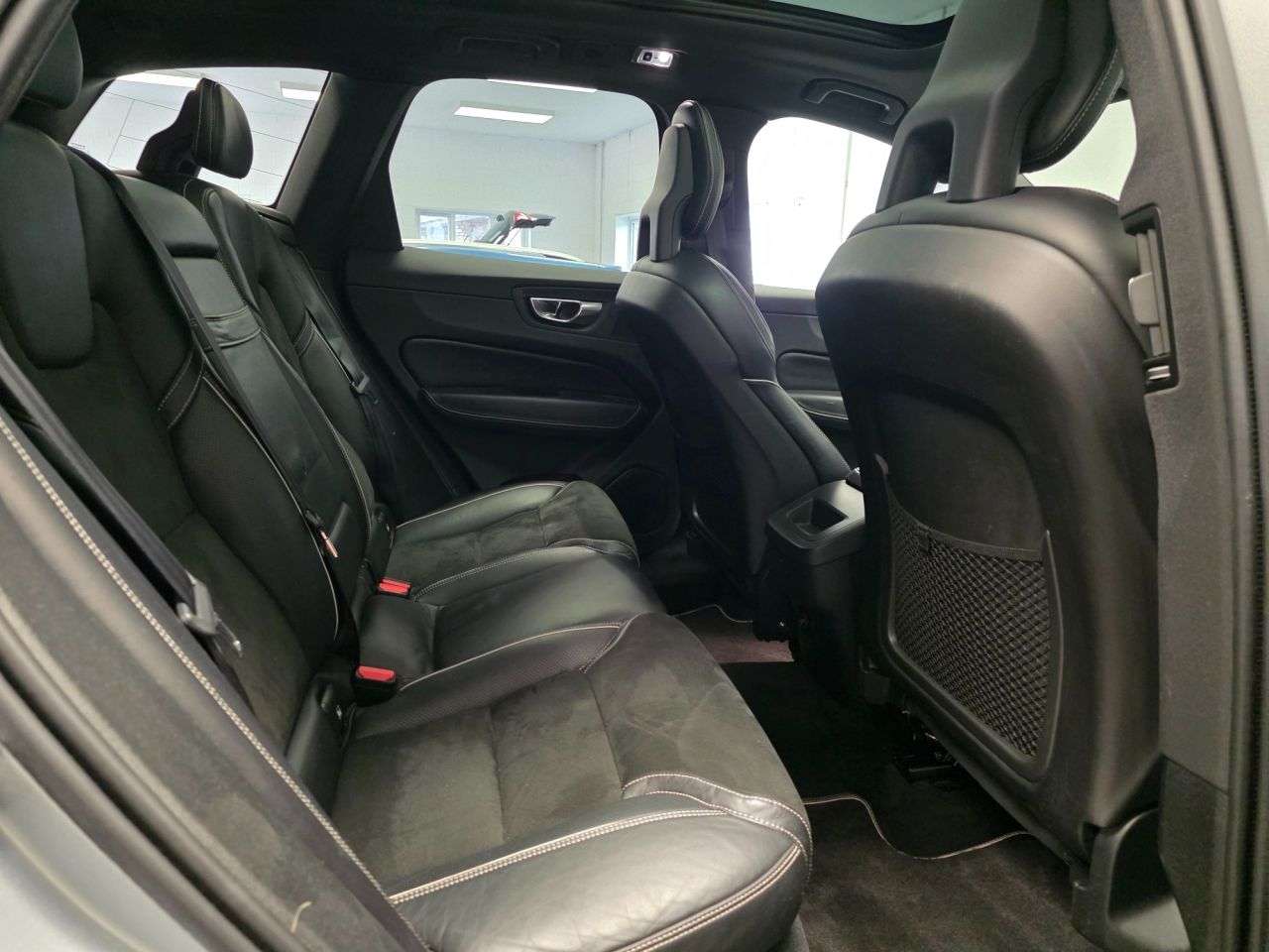 2017 VOLVO XC60 2017 VOLVO XC60