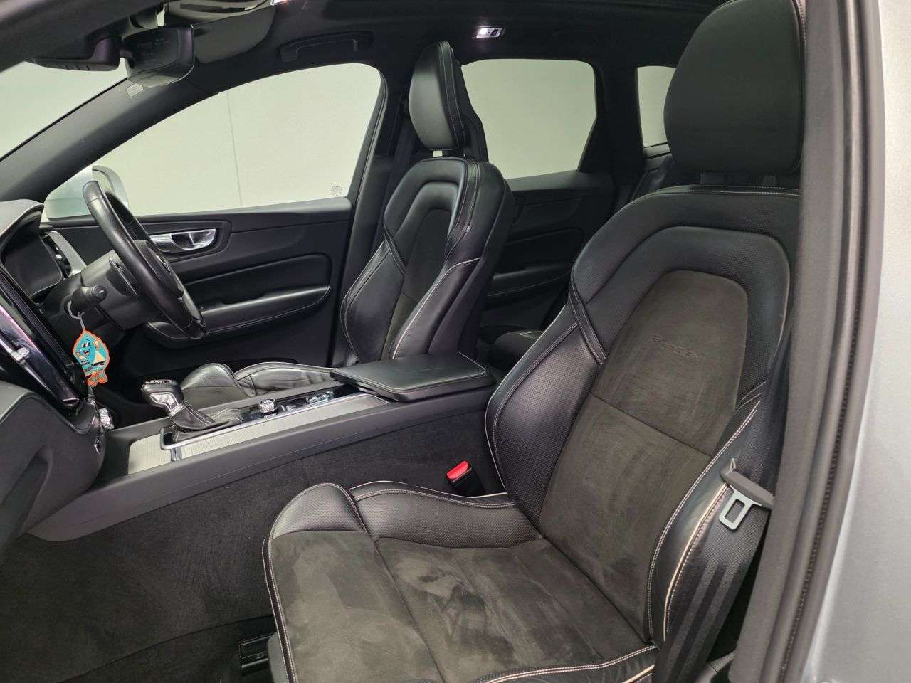 2017 VOLVO XC60 2017 VOLVO XC60