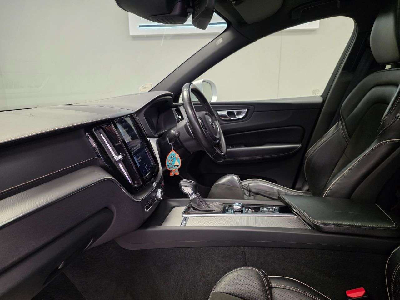2017 VOLVO XC60 2017 VOLVO XC60