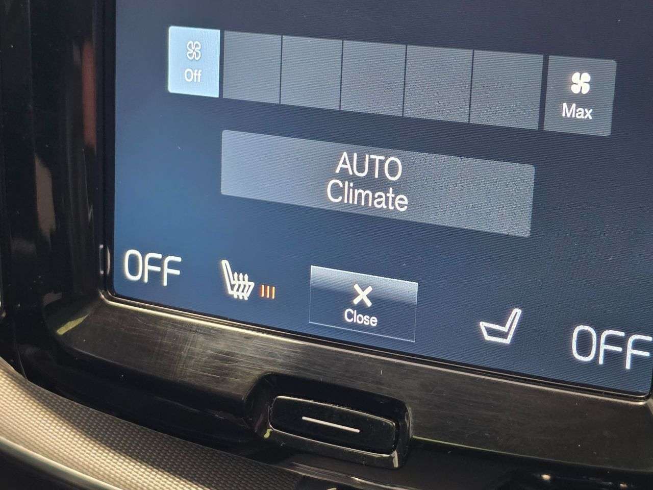 2017 VOLVO XC60 2017 VOLVO XC60