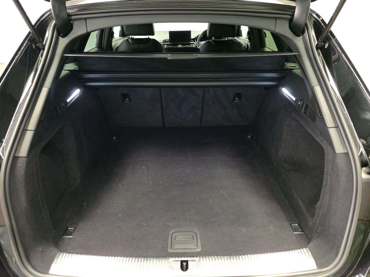 2022 AUDI A4 AVANT 2022 AUDI A4 AVANT