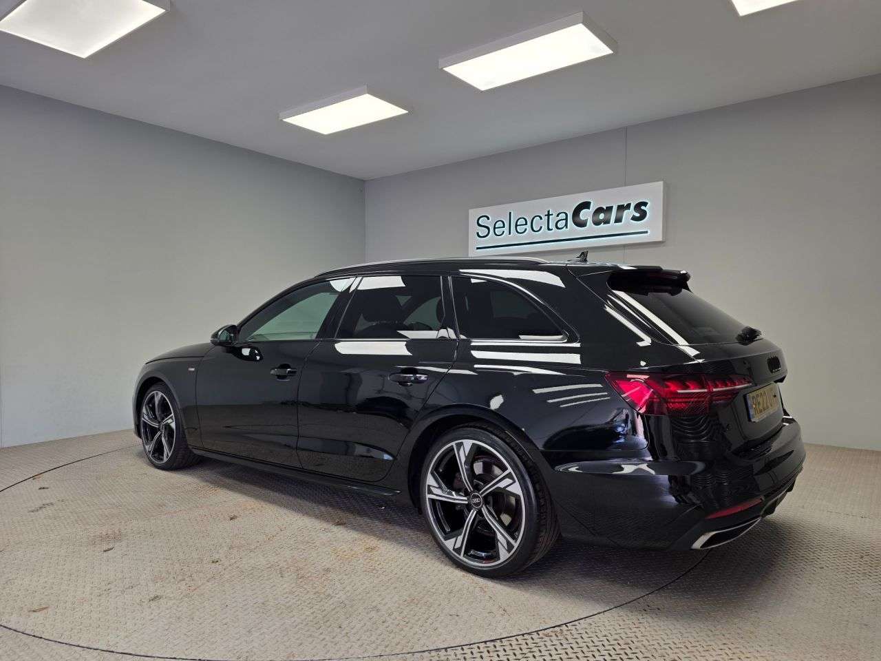 2022 AUDI A4 AVANT 2022 AUDI A4 AVANT