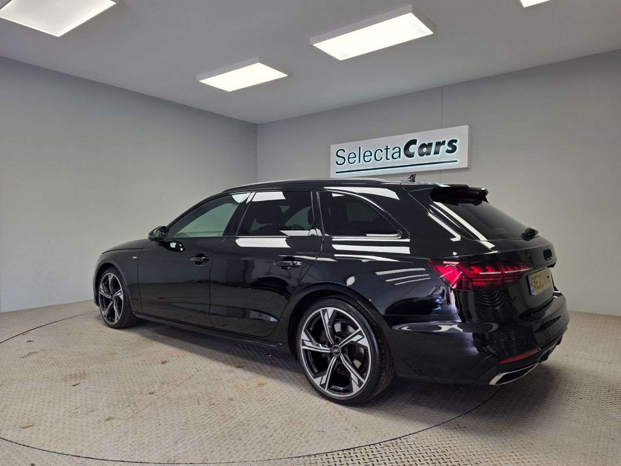 2022 AUDI A4 AVANT 2022 AUDI A4 AVANT