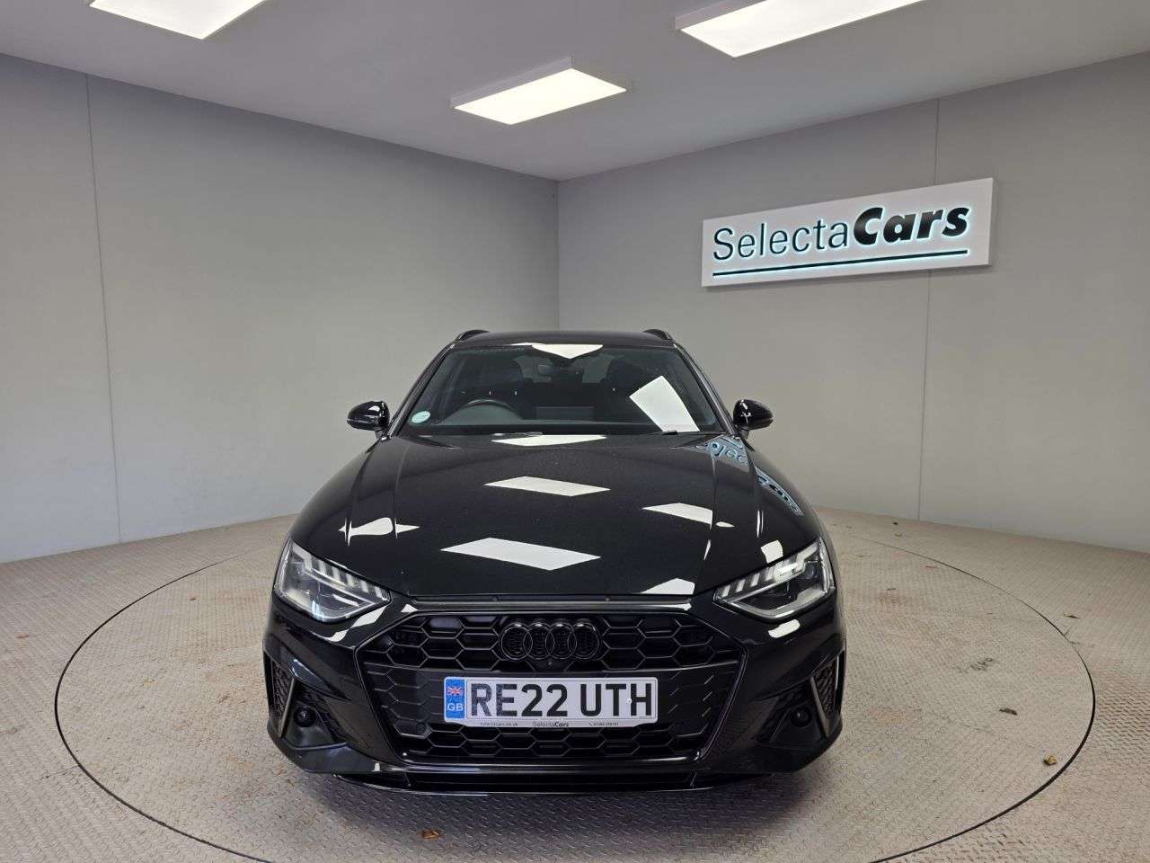 2022 AUDI A4 AVANT 2022 AUDI A4 AVANT
