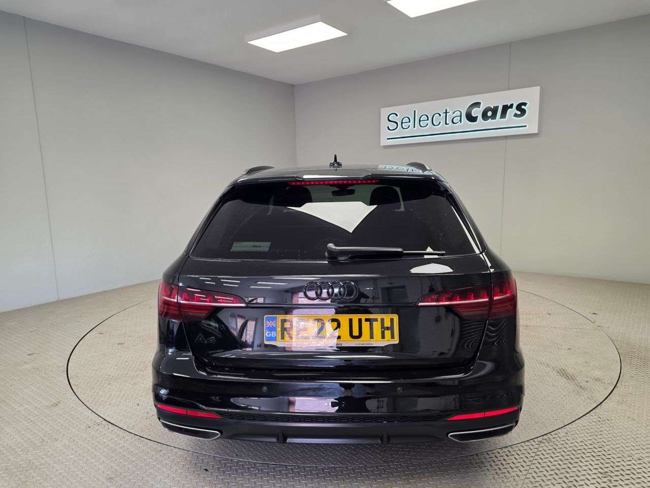 2022 AUDI A4 AVANT 2022 AUDI A4 AVANT