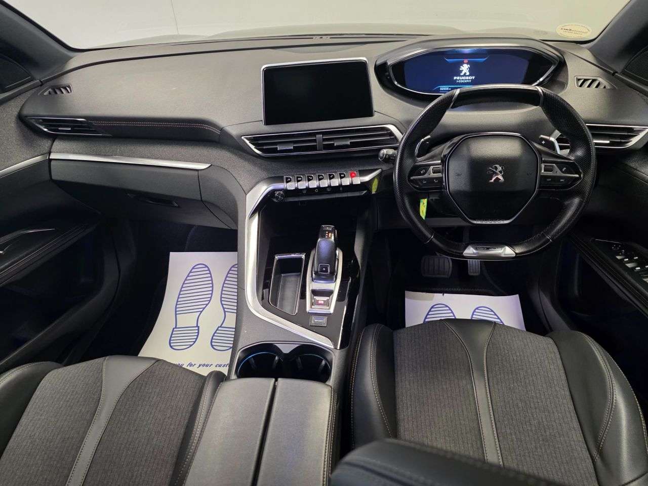 2020 PEUGEOT 5008 2020 PEUGEOT 5008