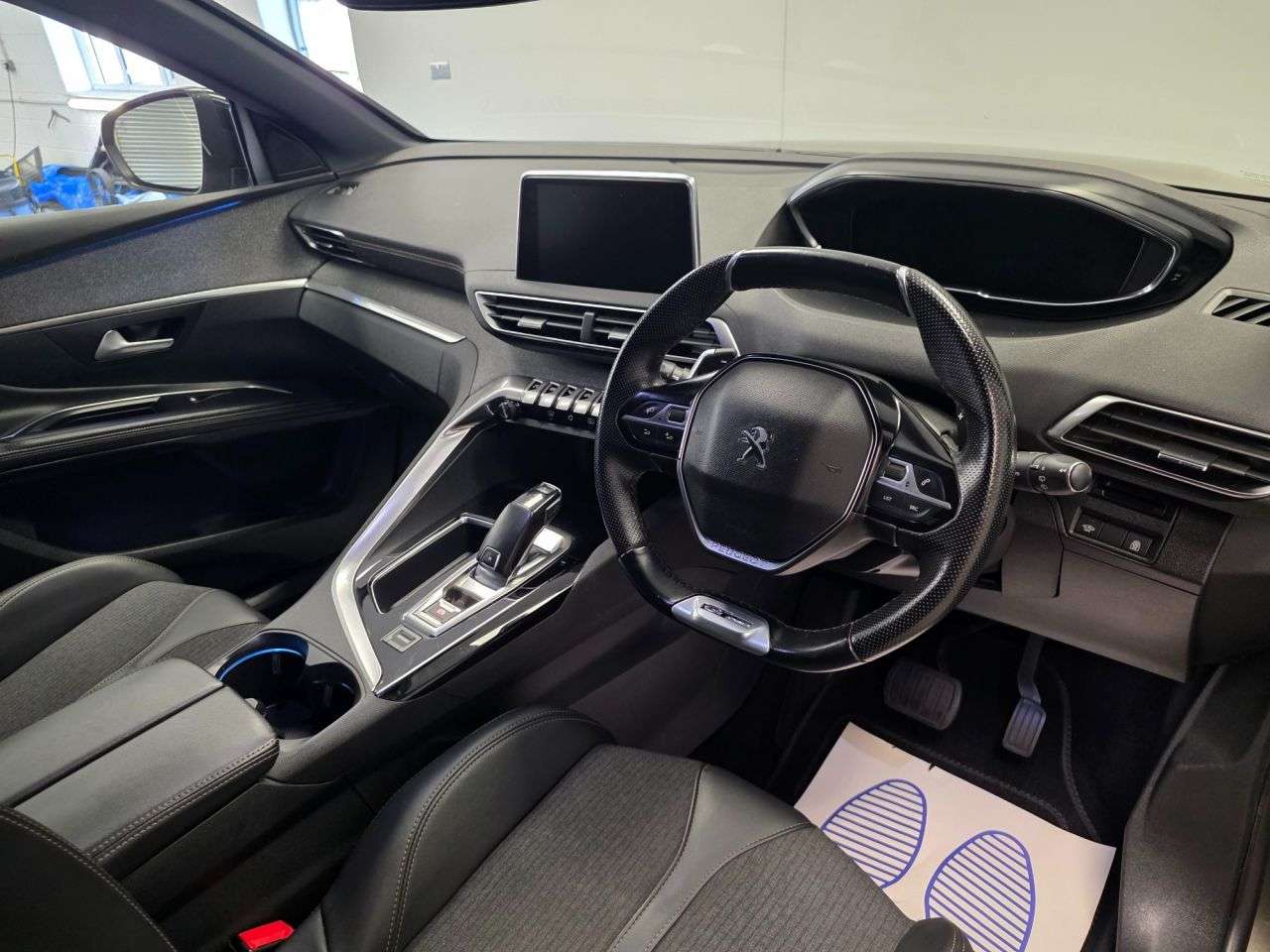 2020 PEUGEOT 5008 2020 PEUGEOT 5008