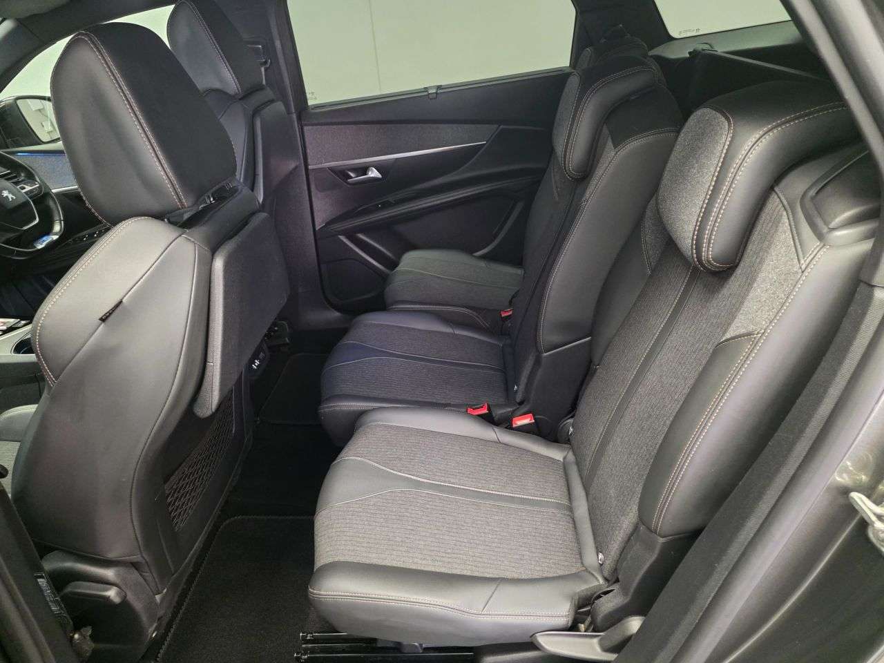 2020 PEUGEOT 5008 2020 PEUGEOT 5008