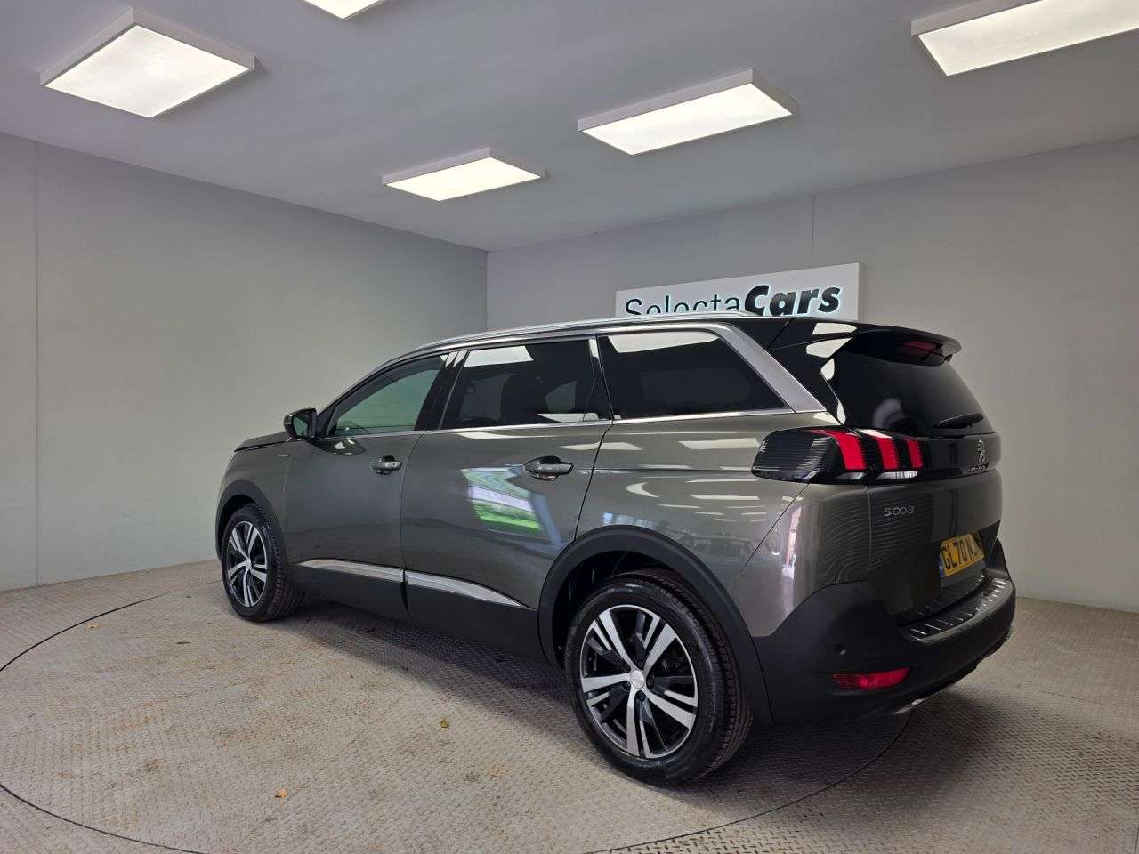 2020 PEUGEOT 5008 2020 PEUGEOT 5008