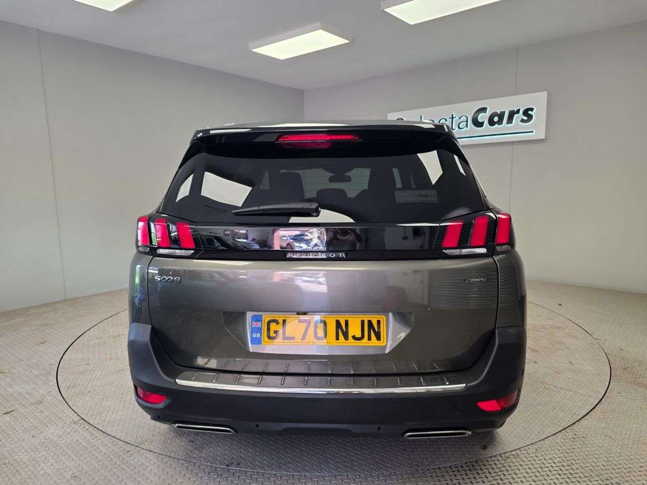 2020 PEUGEOT 5008 2020 PEUGEOT 5008