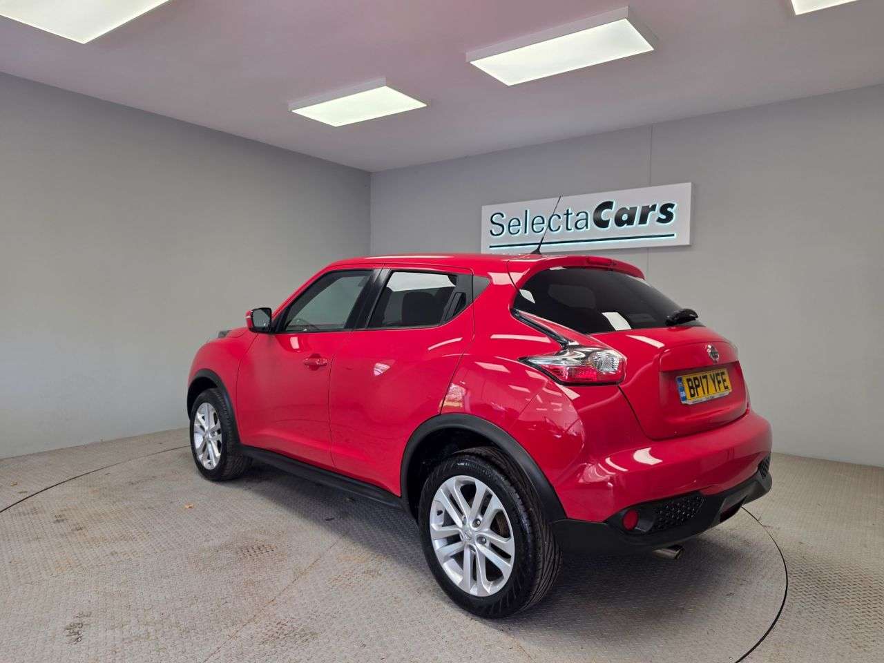 A 2017 NISSAN JUKE 1.2 DIG-T N-Connecta SUV 5dr Petrol Manual Euro 6 (s/s) (115 ps) A 2017 NISSAN JUKE 1.2 DIG-T N-Connecta SUV 5dr Petrol Manual Euro 6 (s/s) (115 ps)