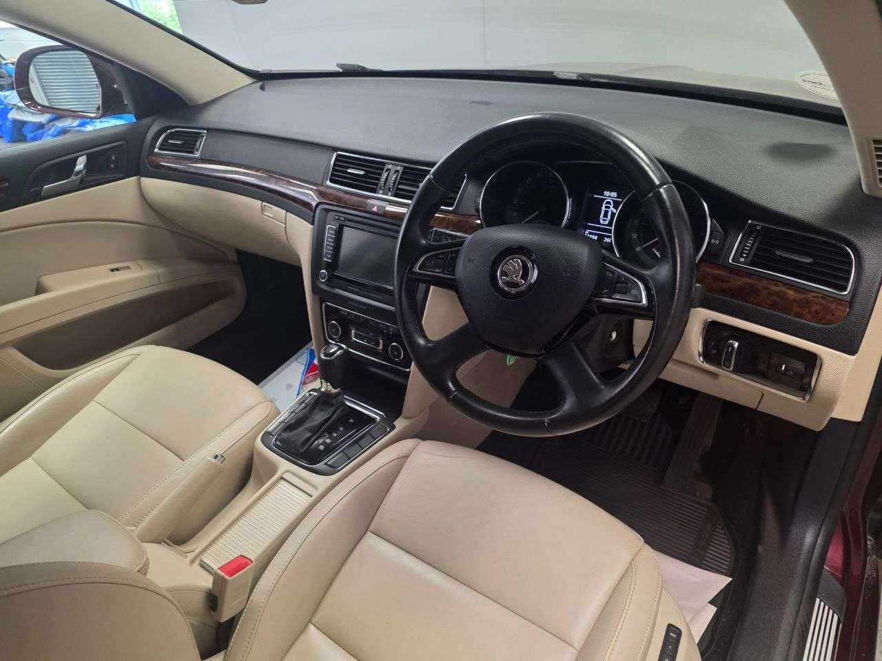 2015 SKODA SUPERB 2015 SKODA SUPERB