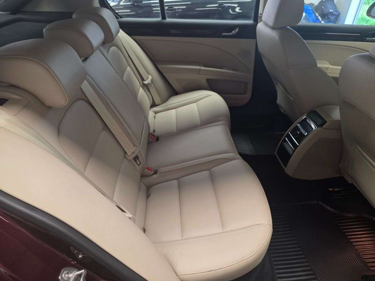 2015 SKODA SUPERB 2015 SKODA SUPERB
