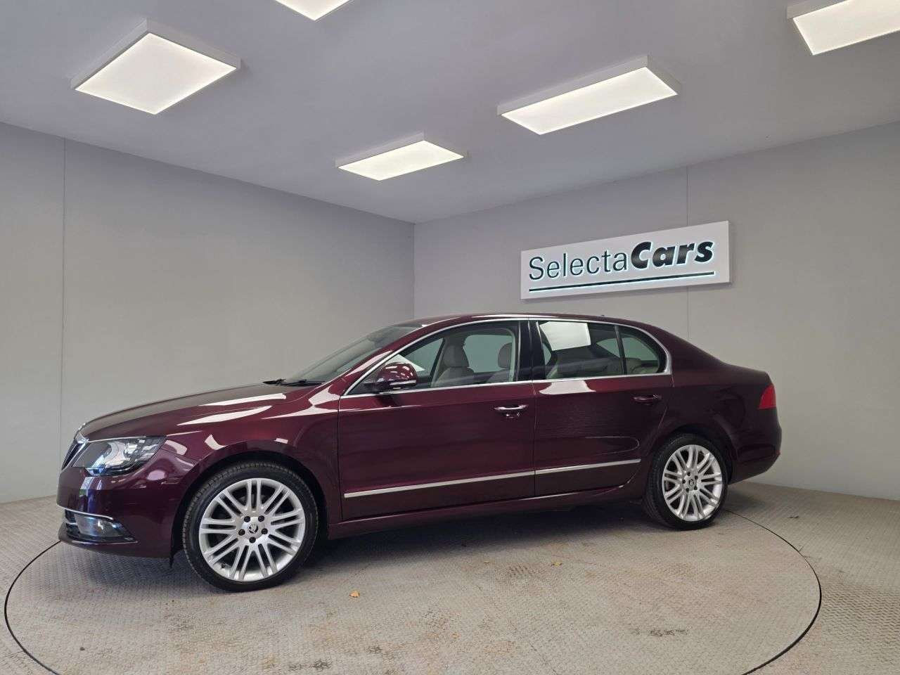 2015 SKODA SUPERB 2015 SKODA SUPERB