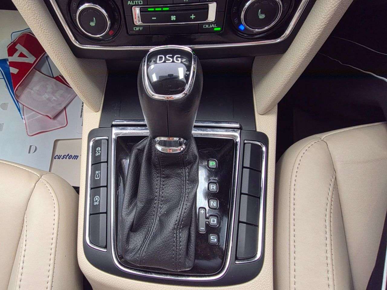 2015 SKODA SUPERB 2015 SKODA SUPERB
