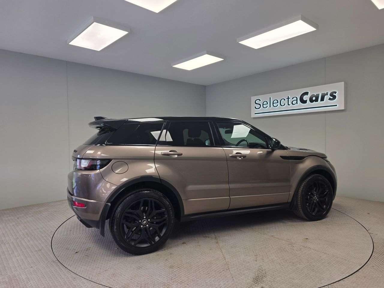 2018 LAND ROVER RANGE ROVER EVOQUE 2018 LAND ROVER RANGE ROVER EVOQUE