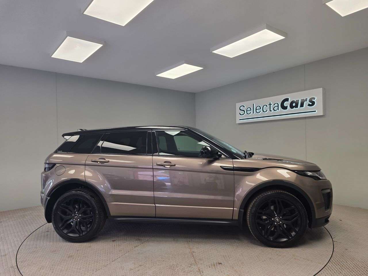 2018 LAND ROVER RANGE ROVER EVOQUE 2018 LAND ROVER RANGE ROVER EVOQUE