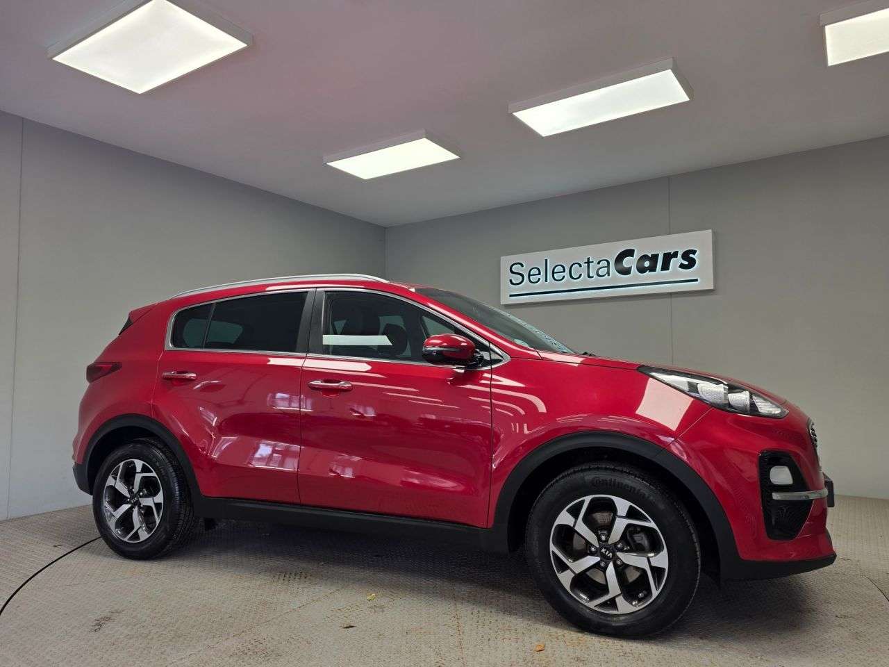 A 2019 KIA SPORTAGE 1.6 GDi 2 SUV 5dr Petrol Manual Euro 6 (s/s) (130 bhp) A 2019 KIA SPORTAGE 1.6 GDi 2 SUV 5dr Petrol Manual Euro 6 (s/s) (130 bhp)
