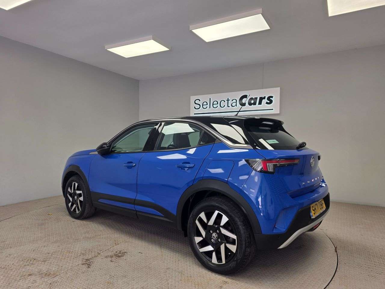 A 2021 VAUXHALL MOKKA ELECTRIC 50kWh Elite Premium SUV 5dr Electric Auto (136 ps) A 2021 VAUXHALL MOKKA ELECTRIC 50kWh Elite Premium SUV 5dr Electric Auto (136 ps)