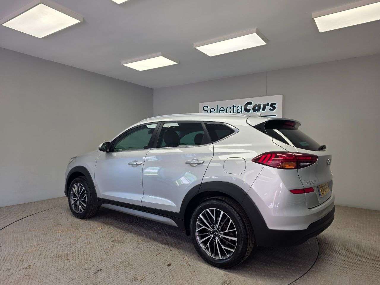 A 2019 HYUNDAI TUCSON 1.6 GDi Premium SUV 5dr Petrol Manual Euro 6 (s/s) (132 ps) A 2019 HYUNDAI TUCSON 1.6 GDi Premium SUV 5dr Petrol Manual Euro 6 (s/s) (132 ps)