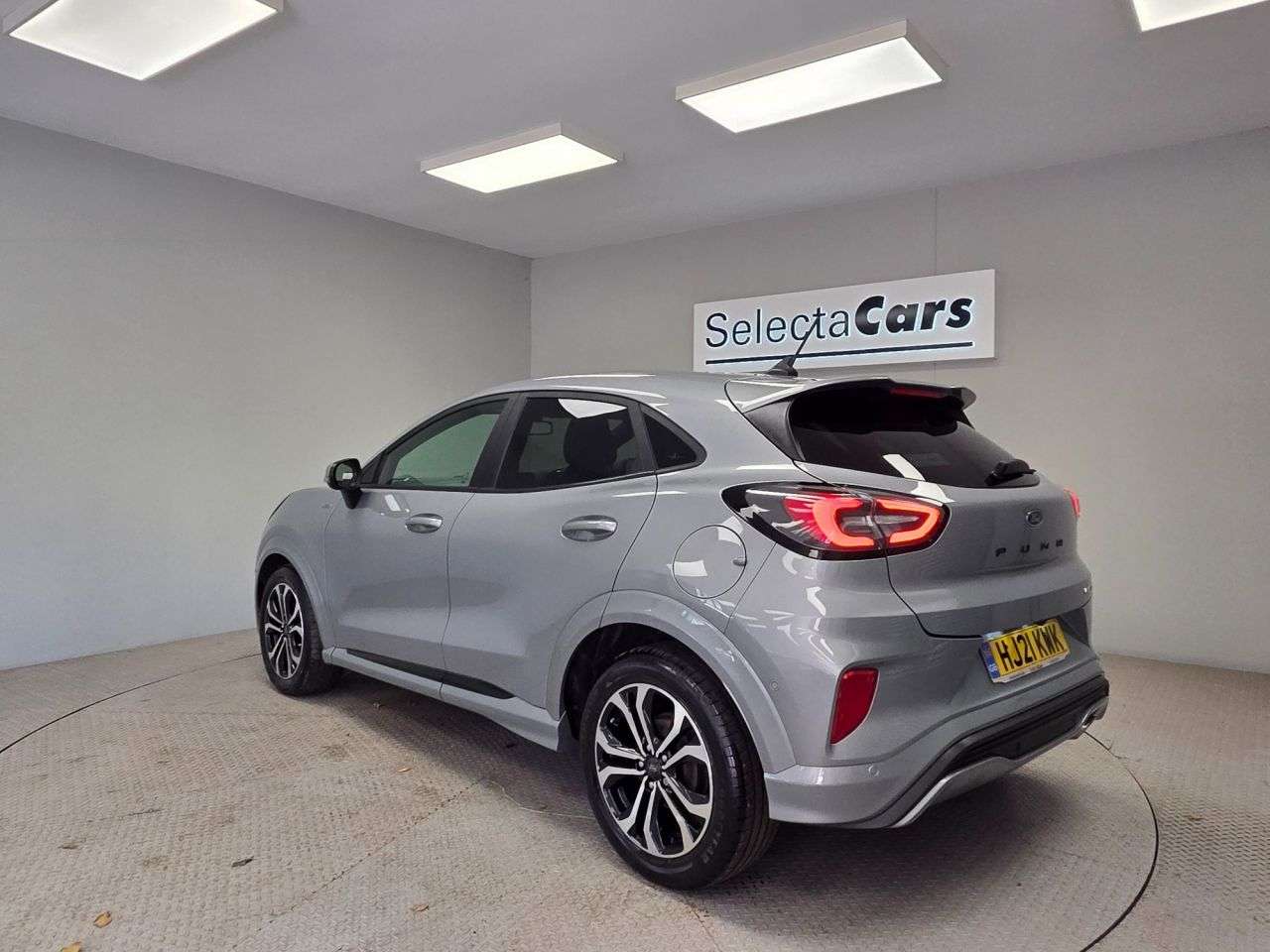 A 2021 FORD PUMA 1.0T EcoBoost MHEV ST-Line SUV 5dr Petrol Manual Euro 6 (s/s) (125 ps) A 2021 FORD PUMA 1.0T EcoBoost MHEV ST-Line SUV 5dr Petrol Manual Euro 6 (s/s) (125 ps)