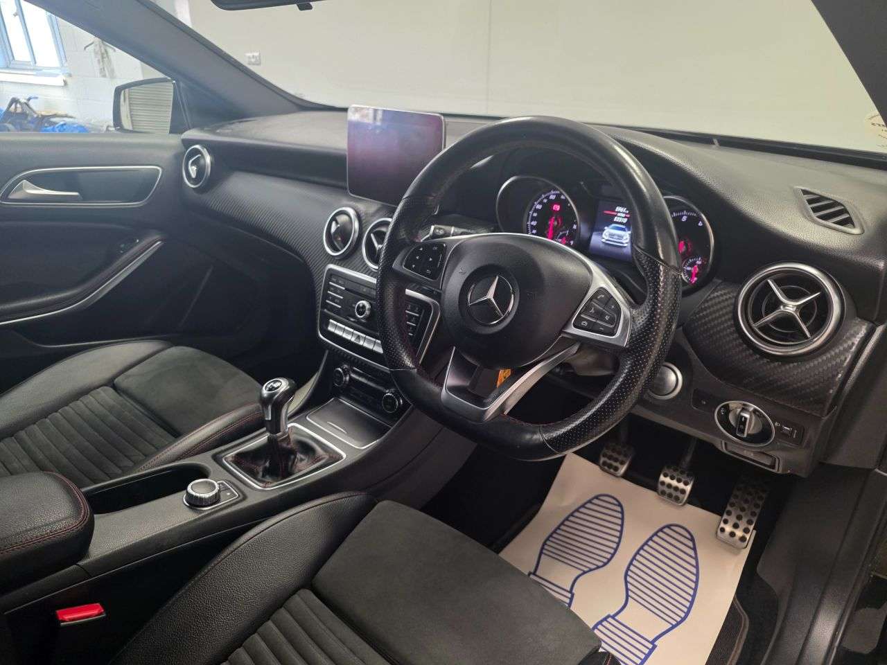 2018 MERCEDES-BENZ A CLASS 2018 MERCEDES-BENZ A CLASS