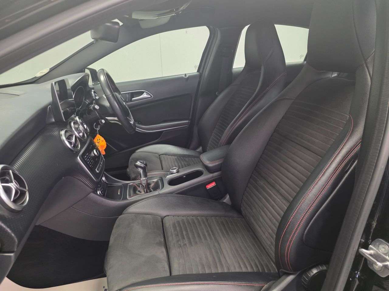 2018 MERCEDES-BENZ A CLASS 2018 MERCEDES-BENZ A CLASS