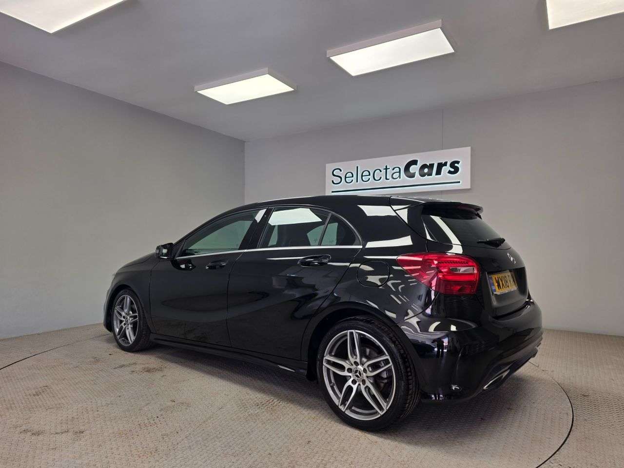 A 2018 MERCEDES-BENZ A CLASS 1.6 A160 AMG Line Hatchback 5dr Petrol Manual Euro 6 (s/s) (102 ps) A 2018 MERCEDES-BENZ A CLASS 1.6 A160 AMG Line Hatchback 5dr Petrol Manual Euro 6 (s/s) (102 ps)