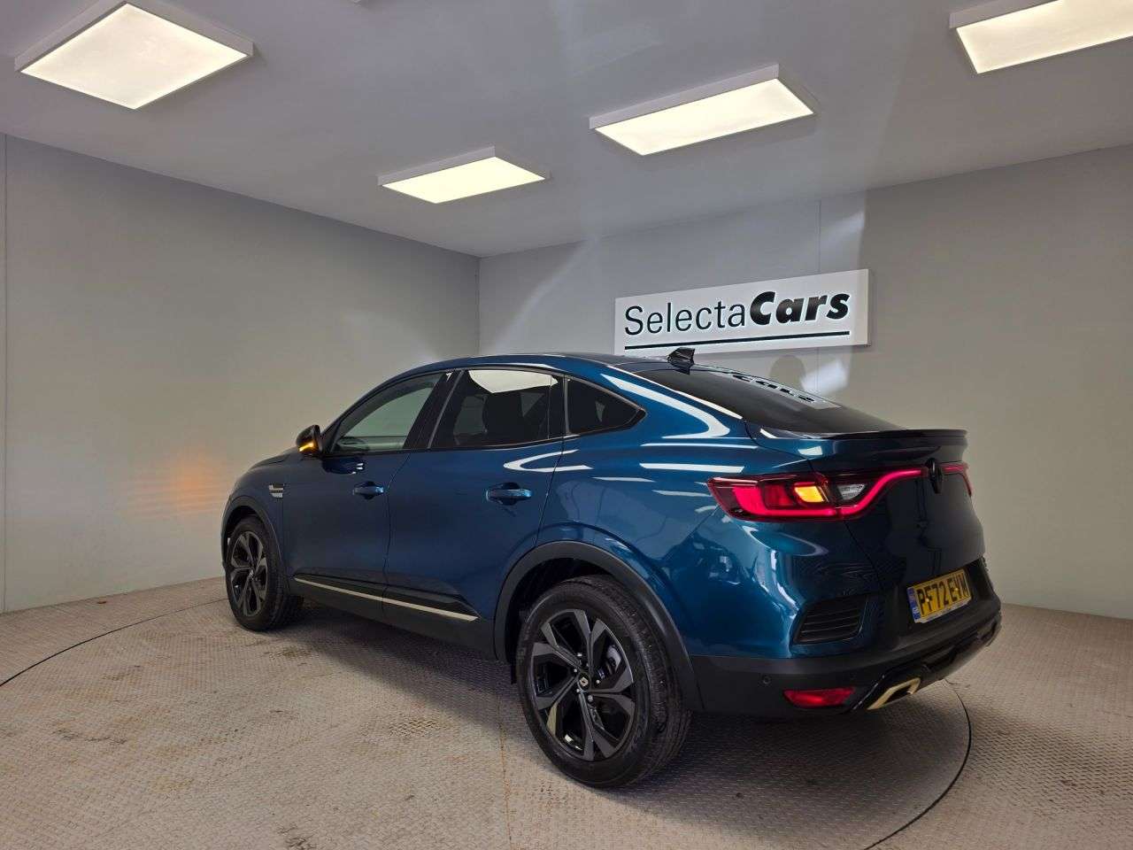 A 2023 RENAULT ARKANA 1.6 E-TECH E-Tech engineered SUV 5dr Petrol Hybrid Auto 2WD Euro 6 (s/s) (1 A 2023 RENAULT ARKANA 1.6 E-TECH E-Tech engineered SUV 5dr Petrol Hybrid Auto 2WD Euro 6 (s/s) (1