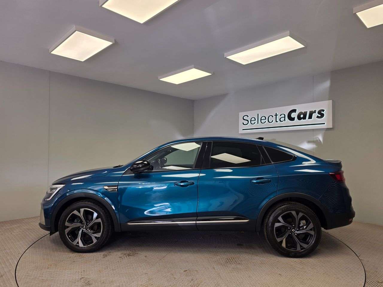 2023 RENAULT ARKANA 2023 RENAULT ARKANA