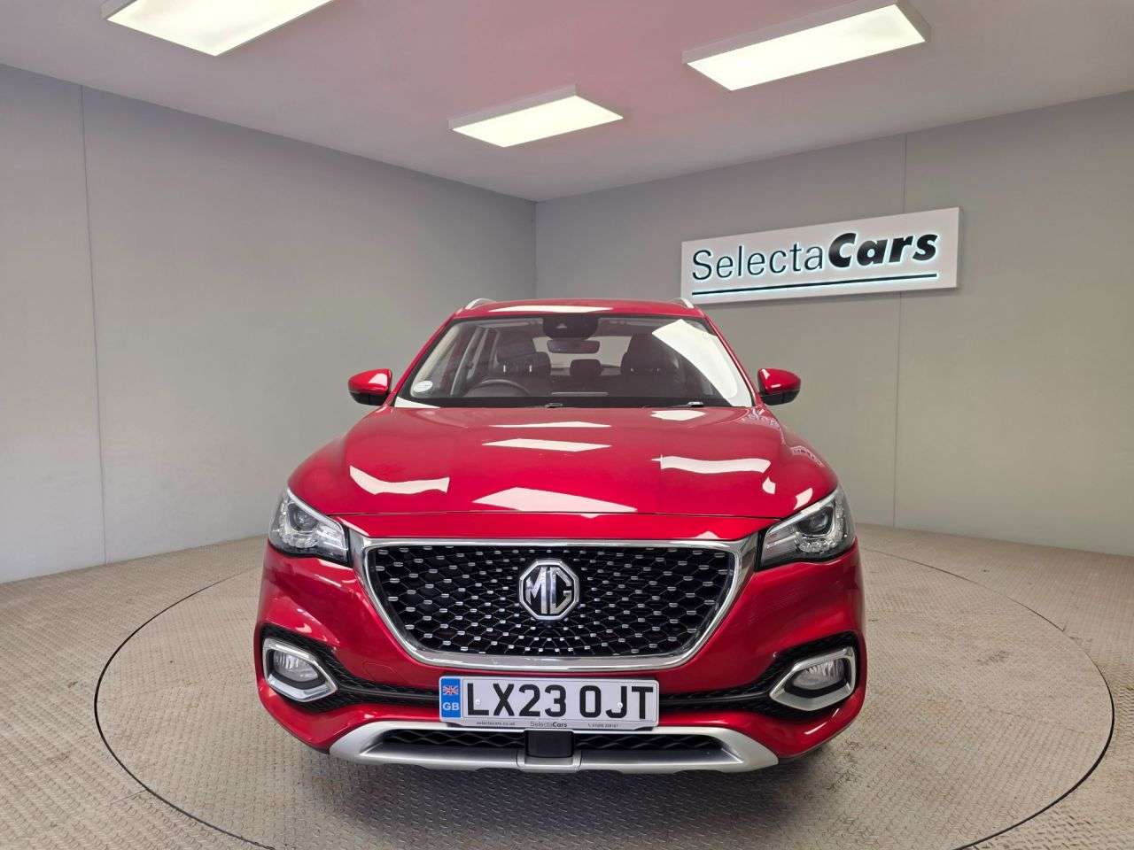 A 2023 MG MG HS 1.5 T-GDI Excite SUV 5dr Petrol DCT Euro 6 (s/s) (162 ps) A 2023 MG MG HS 1.5 T-GDI Excite SUV 5dr Petrol DCT Euro 6 (s/s) (162 ps)