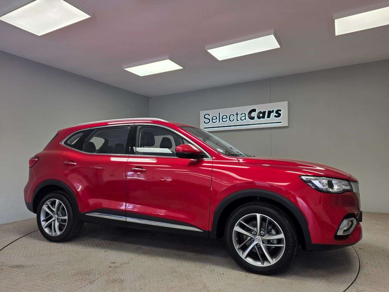 A 2023 MG MG HS 1.5 T-GDI Excite SUV 5dr Petrol DCT Euro 6 (s/s) (162 ps) A 2023 MG MG HS 1.5 T-GDI Excite SUV 5dr Petrol DCT Euro 6 (s/s) (162 ps)