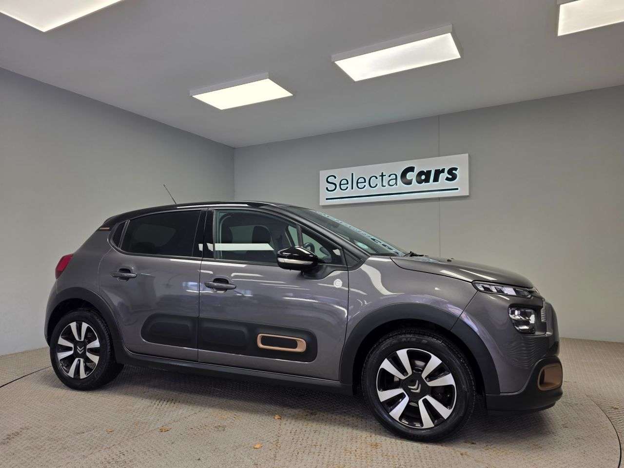 A 2023 CITROEN C3 1.2 PureTech C-Series Edition Hatchback 5dr Petrol EAT6 Euro 6 (s/s) (110 p A 2023 CITROEN C3 1.2 PureTech C-Series Edition Hatchback 5dr Petrol EAT6 Euro 6 (s/s) (110 p