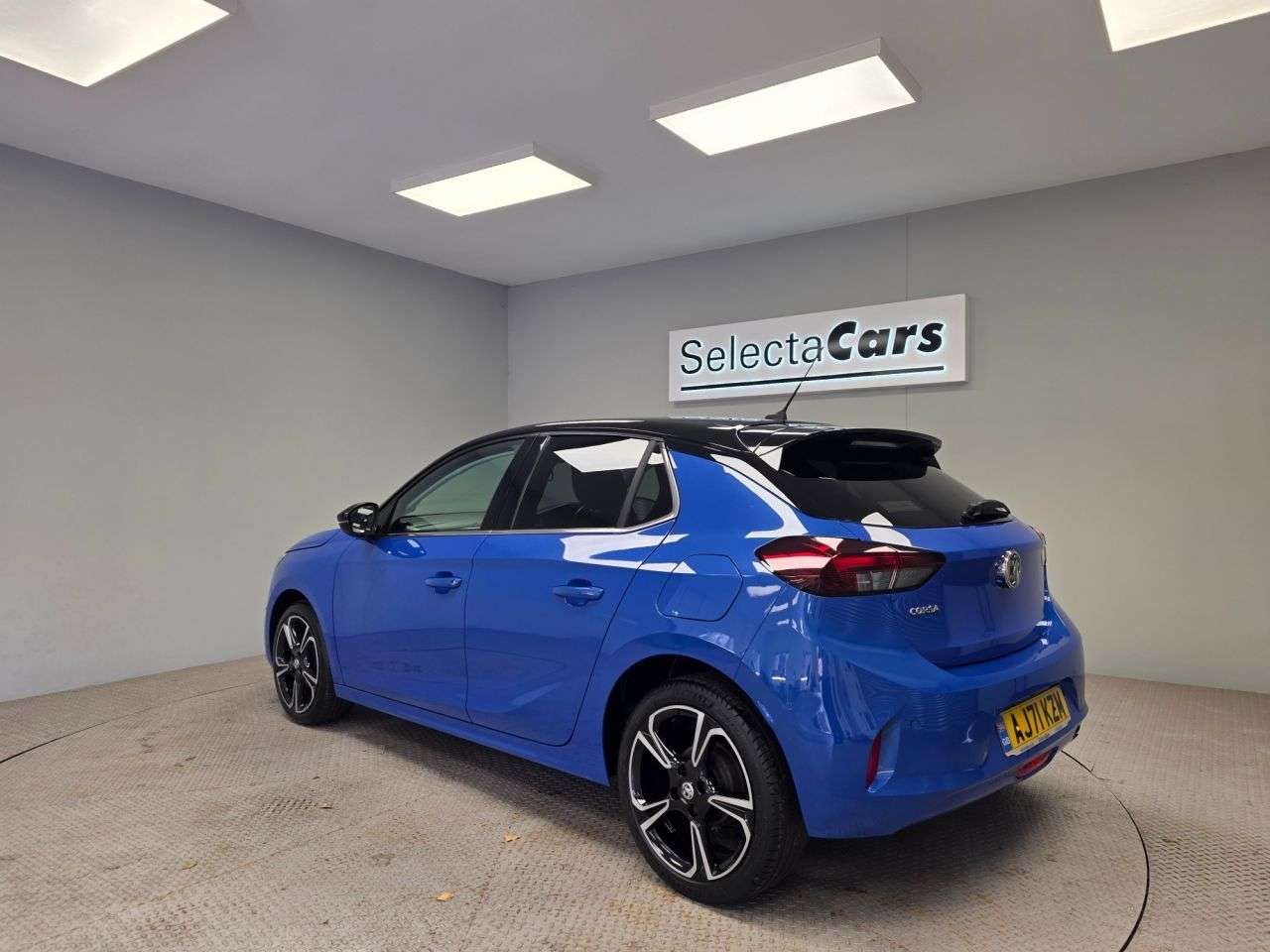 A 2021 VAUXHALL CORSA 1.2 Elite Edition Hatchback 5dr Petrol Manual Euro 6 (75 ps) A 2021 VAUXHALL CORSA 1.2 Elite Edition Hatchback 5dr Petrol Manual Euro 6 (75 ps)
