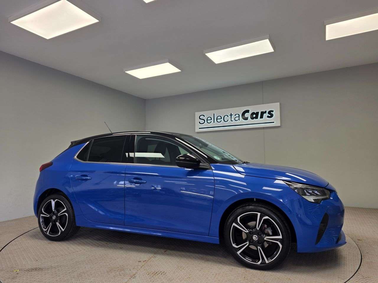 A 2021 VAUXHALL CORSA 1.2 Elite Edition Hatchback 5dr Petrol Manual Euro 6 (75 ps) A 2021 VAUXHALL CORSA 1.2 Elite Edition Hatchback 5dr Petrol Manual Euro 6 (75 ps)